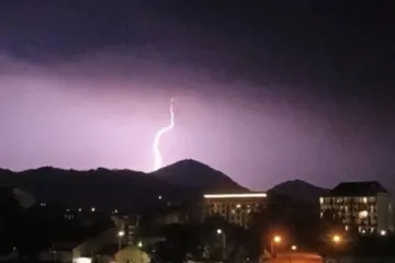 Srbiju poharalo žestoko nevrijeme, protutnjao tornado: Zabilježen jeziv video