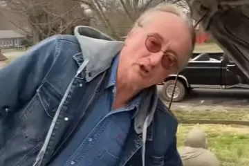 Automehaničar pokazao sjajan trik: 'Vozilo s praznim akumulatorom možete pokrenuti'