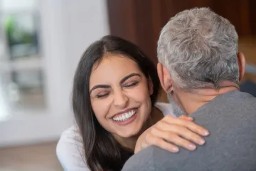 Mali, ali snažni znakovi. Psihologinja: 'Žene i muškarci različito doživljavaju komplimente'