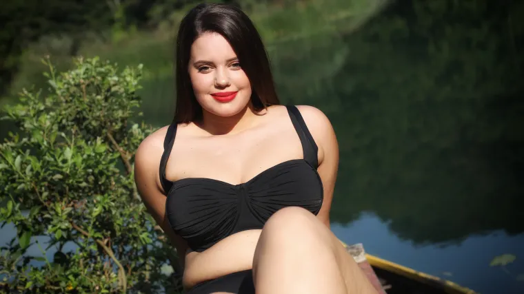 Od ismijavanja u &scaron;koli do stranica talijanskog Voguea: Priča prve hrvatske plus-size manekenke