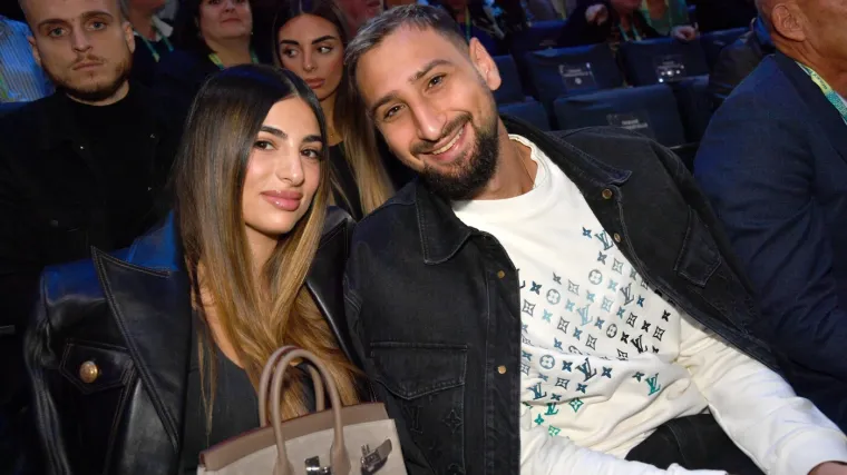 Internet ga razapinje, a ona mu čuva leđa: Tko je ljepotica koja je zavela talijanskog vratara?