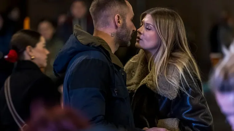 Nisu marili ni za hladnoću ni za poglede: Zaljubljeni golupčići u Osijeku rastopili sva srca posjetitelja