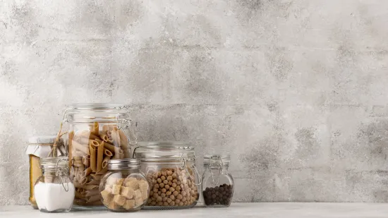 Neke nemaju rok trajanja: Ovu 21 slatku namirnicu uvijek morate imati pri ruci u smočnici