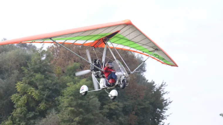 Sunčana nedjelja izmamila Međimurce van: Neki biciklom, pje&scaron;ke ili brodom, a neki - zmajem