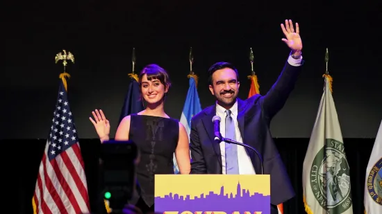 Svi gledaju u nju, a ona se skriva: Prvu damu New Yorka zovu modernom princezom Dianom