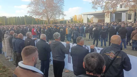 Nicolier je dobio sprovod kakav zaslužuje! Pogledajte tisuće ljudi koje su mu do&scaron;le odati počast