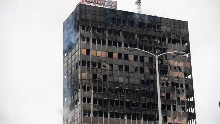 Jutro poslije: Pogledajte &scaron;to je ostalo od Vjesnikova nebodera, a jo&scaron; nije gotovo