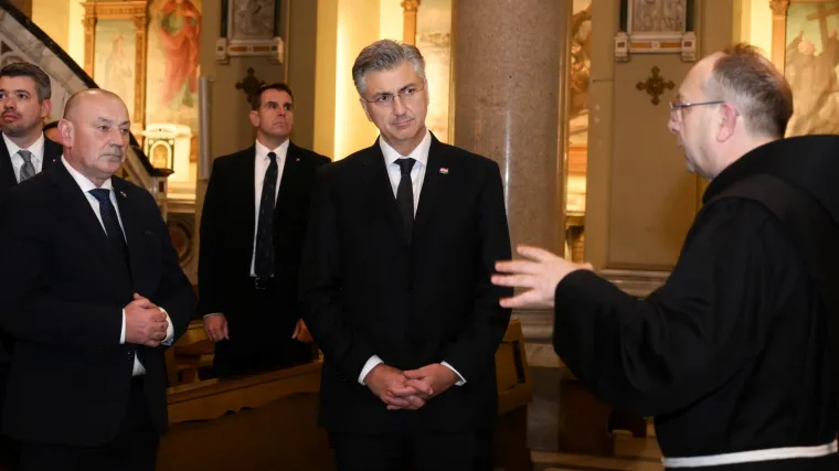 Pogledajte &scaron;to su sve Plenković i ministri radili u Vatikanu: 'Pozvat ćemo papu Lava u Hrvatsku'