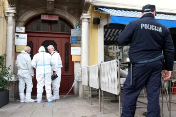 Gotov očevid na mjestu užasa u Rijeci: Žrtva nađena na stubištu, nađeno je oružje