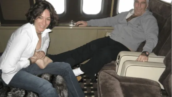 Vruće igračke i znakovita knjiga: Pogledajte s čime su se sve Epstein i Maxwell zabavljali