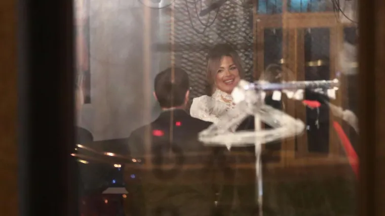 Na terenu zvijer, a u &scaron;tiklama prava ljepotica: Ovako je Sandra Perković izgledala na vjenčanju