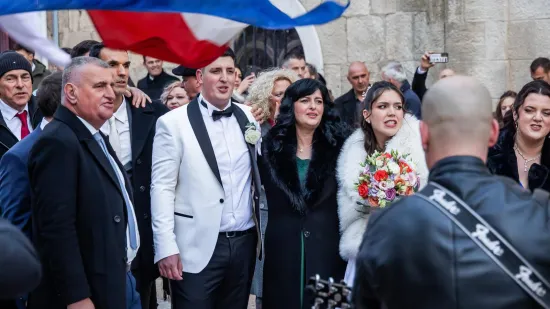 Miro Bulj oženio sina! Stigle prve fotke s vjenčanja, orilo se u Sinju!