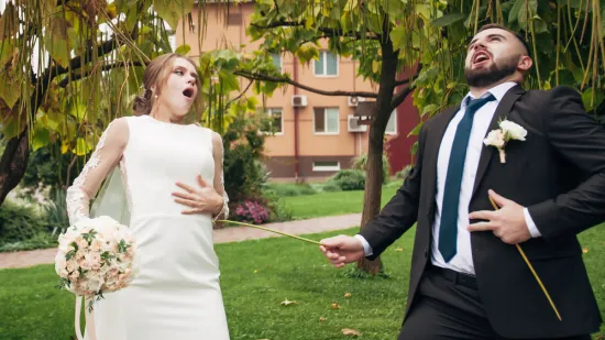 Od pljuvanja na mladenku do zabrane smijanja: Ovo su najbizarniji svadbeni običaji na svijetu