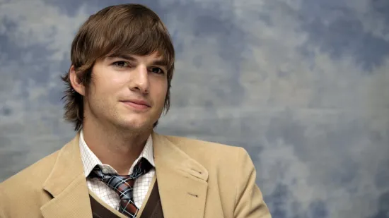 Stari li on uopće? Pogledajte kako se legendarni Ashton Kutcher mijenjao kroz godine