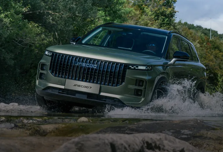 SUV za kojim Hrvati 'lude': Kopija Range Rovera ima brutalan izgled i nestvarnu cijenu