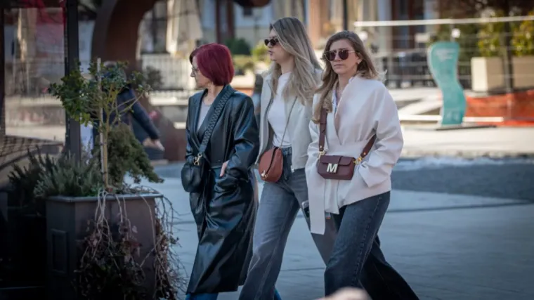 Dvije plavu&scaron;e zasjale na &scaron;pici: Usklađene kombinacije ukrale svu pažnju