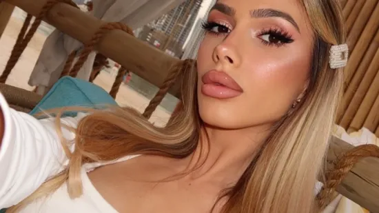 Tko je fatalna Sara? 'Zapela za oko' sinu Donalda Trumpa, uživa u luksuzu i osvaja izgledom