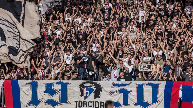 Hajduk pobijedio, a Bilić je sve gledao u dru&scaron;tvu jednog mu&scaron;karca