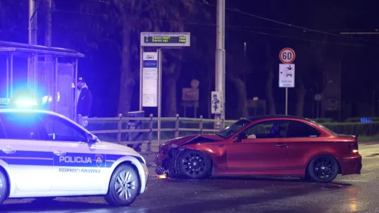 Ženu udarili dijelovi stanice, ozlijeđen i vozač BMW-a: Doznajemo detalje nesreće u Zagrebu